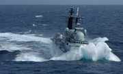 https://i.postimg.cc/f3Fz0Mjx/HMS-Nottingham-D91-4.jpg