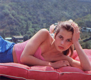 nastassja-kinski-mb48