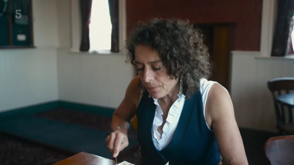 [Image: vfzd8s5kt2x1.jpg]