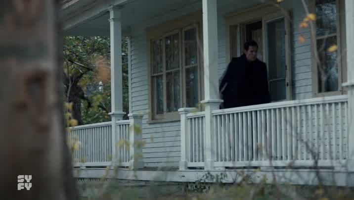 [Image: uzhos8pm16x9.jpg]