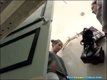 [Image: Voyeur13455075233.jpg]