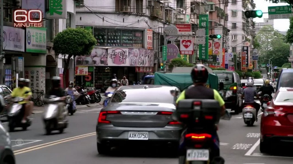 [Image: ni2f9kcf4yv0.jpg]