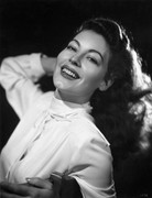 Ava-Gardner-h28