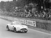 24 HEURES DU MANS YEAR BY YEAR PART ONE 1923-1969 - Page 51 61lm01-Aston-Martin-DB4-GT-Zagato-Jean-Kerguen-Jacques-Dewes-15