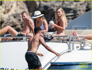 perrie-edwards-alex-oxlade-chamberlain-august-2020-68