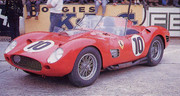  1960 International Championship for Makes - Page 3 60lm10-F250-TRI-60-W-Mairesse-R-Ginther-1