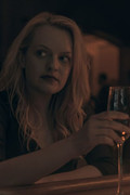 3x11 - Liars June-is-drinking-wine-in-gilead-the-handmaids-tale-s3e11