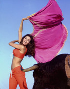 raquel-welch-g76