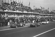 24 HEURES DU MANS YEAR BY YEAR PART ONE 1923-1969 - Page 55 62lm07-F330-GT-Mike-Parkes-Lorenzo-Bandini-11