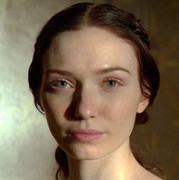 Eleanor-Tomlinson-250.jpg