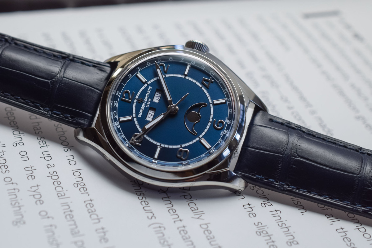 SIHH-2019-Vacheron-Constantin-FiftySix-Blue-Dial-3