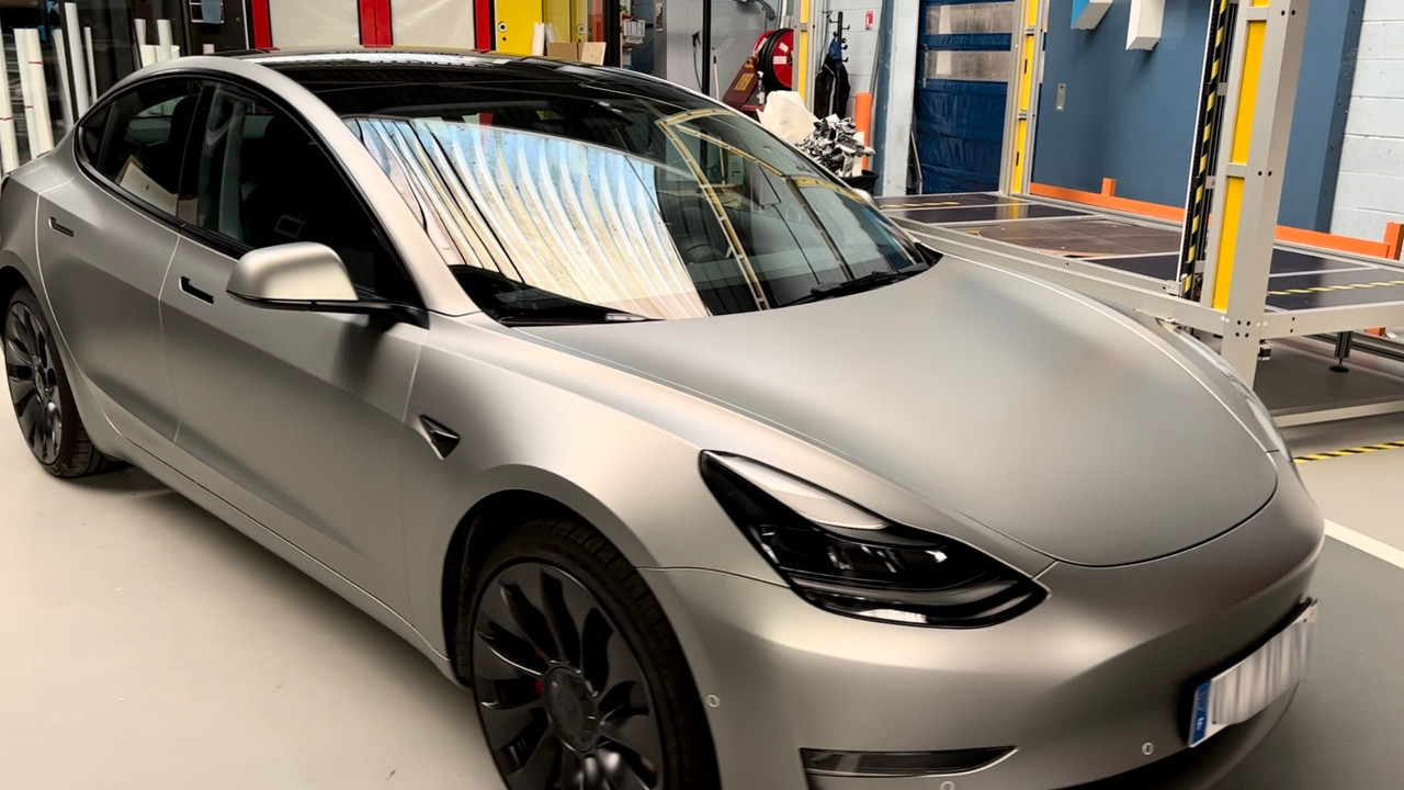 BA9666E9-0953-4F28-BE93-1ACF381727F0