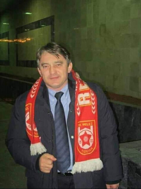 C906F481-E1C1-4B98-957A-9FDD39DA3044