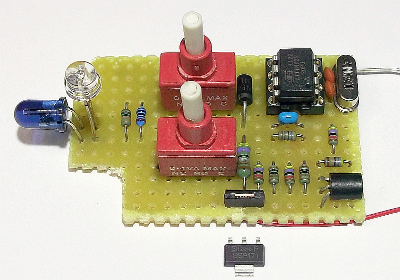 [Bild: DAT-Secret-Key-Sender-4-mit-ATtiny25-010.jpg]
