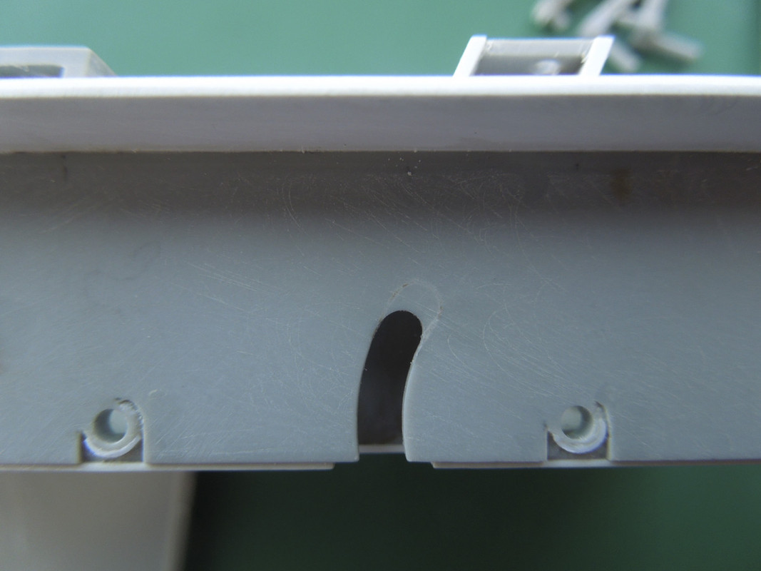 003 Вырез под балансир