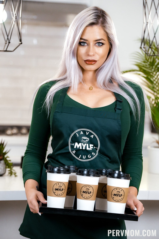 002_pervmom_bambi_blitz_20250303_00002