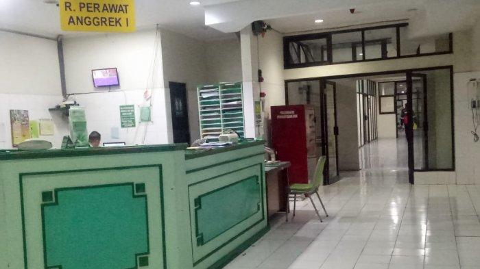 Suasana Ruang Anggrek I RSUD Dr Moewardi Solo, Sabtu (1/2/2020). 
