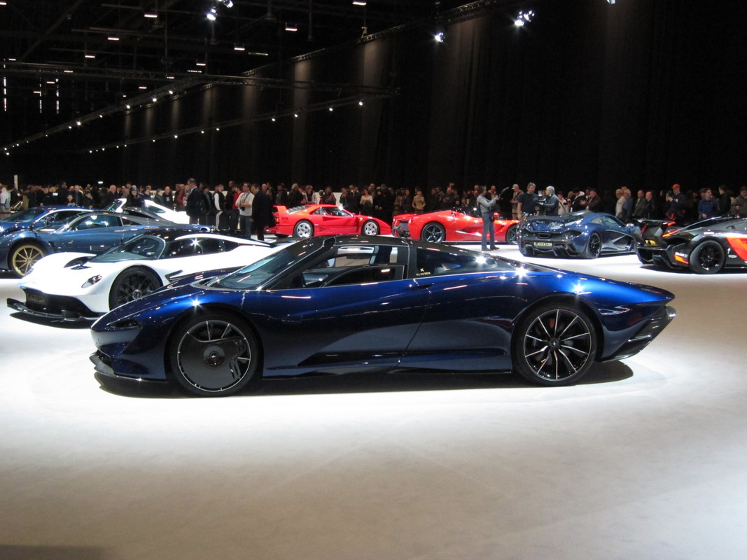 0-B4-C9926-D6-E4-45-EC-BDCC-4-AC15325-F35-B.jpg