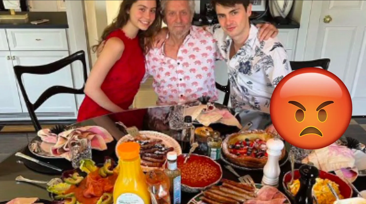 Desayuno de Michael Douglas se hace viral por críticas