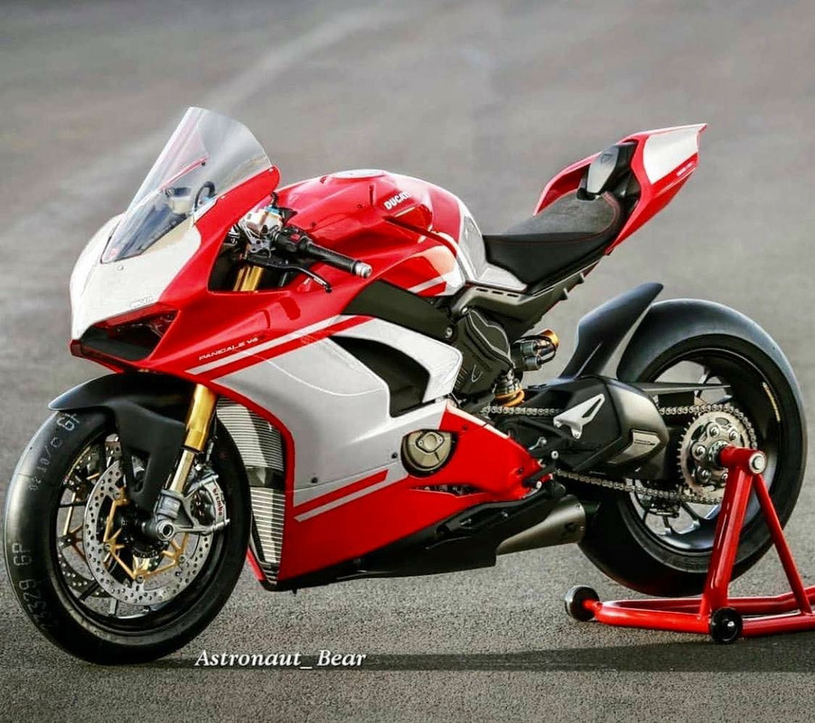 E0760AEF-0F1D-42AB-AF46-3B2442CFBC11