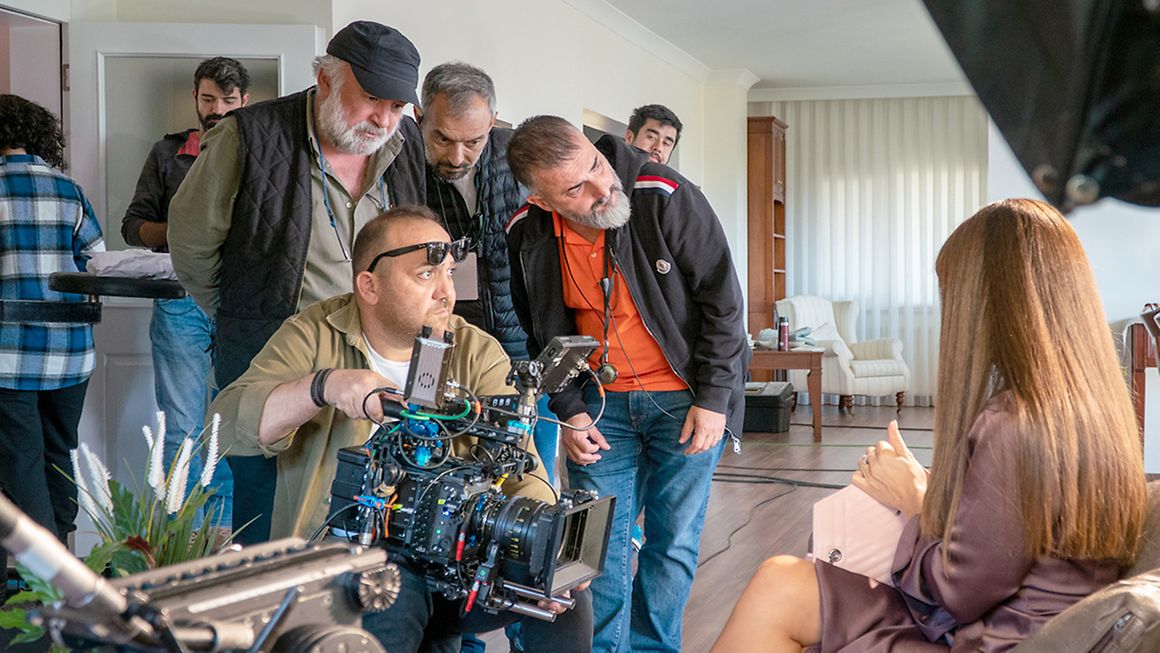 3-kadinlara-mahsus-director-serdar-akar-camera-crew-cinematography-muko-tirmik-arri-alexa-35.jpg