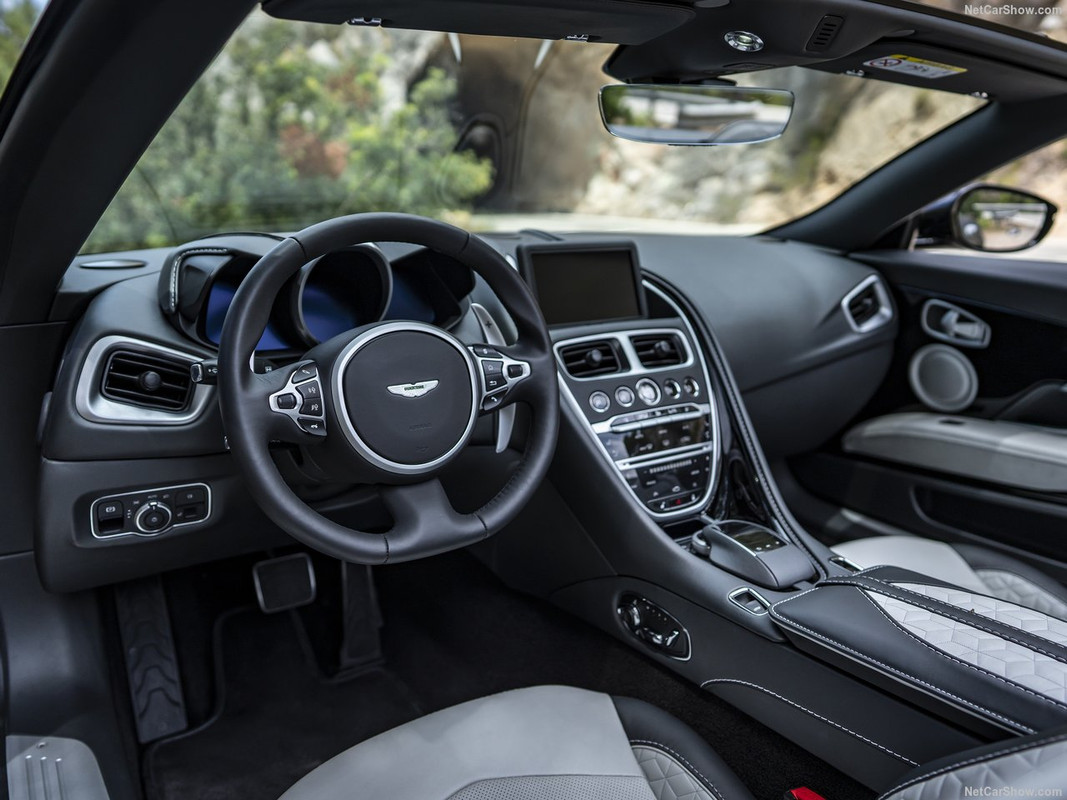 Aston_Martin-DBS_Superleggera_Volante-2020-1280-93