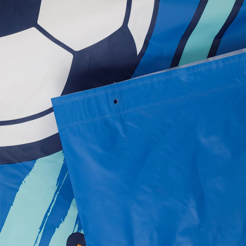 perdea dus fotbal 180x180, perdea dus albastra cu imprimeu fotbal, perdea dus PEVA impermeabila, perdea dus copii fotbal, perdea dus cu 12 inele, perdea dus tematica sport, perdea dus eco reciclabila, perdea dus usor de curatat, perdea dus baieti fotbal, perdea dus HASEPE fotbal