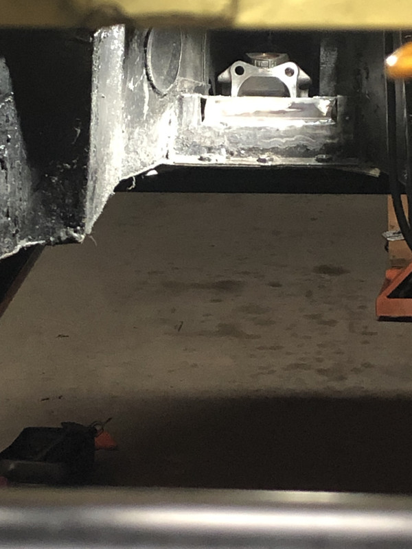 3E044DB2-55A6-4CE8-82A7-9C5695FC7934