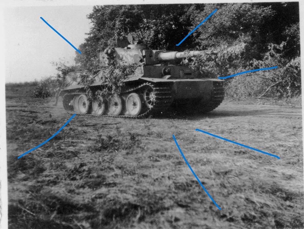 Foto Deutsche getarnte Tiger Panzer Normandie 1944 WW2