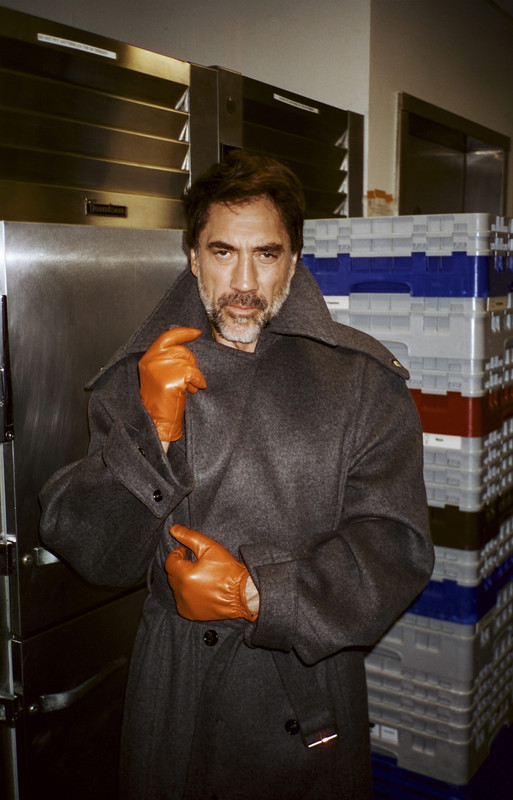 Interview_Issue-558_Winter-2024_Bottega-Veneta-X-Javier-Bardem_2-scaled