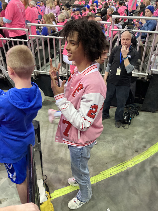 6E9C3EF5-C32C-4852-884A-C06404DDC57C