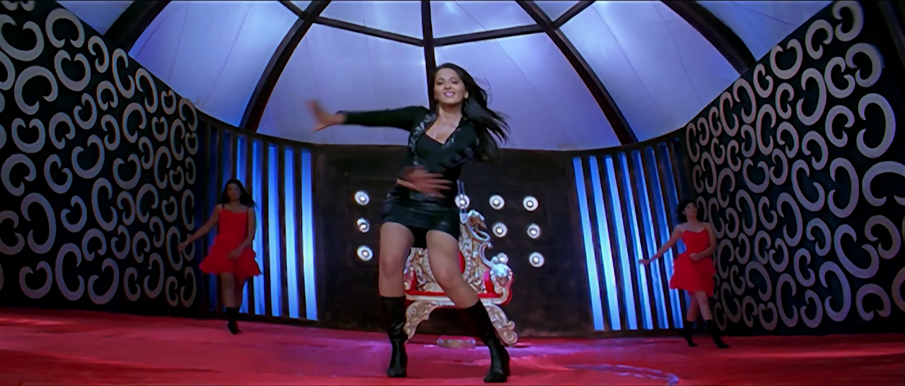 Anushka Shetty Title 4K Song from Okka Magadu2025-04-24 18-13-56-636-95