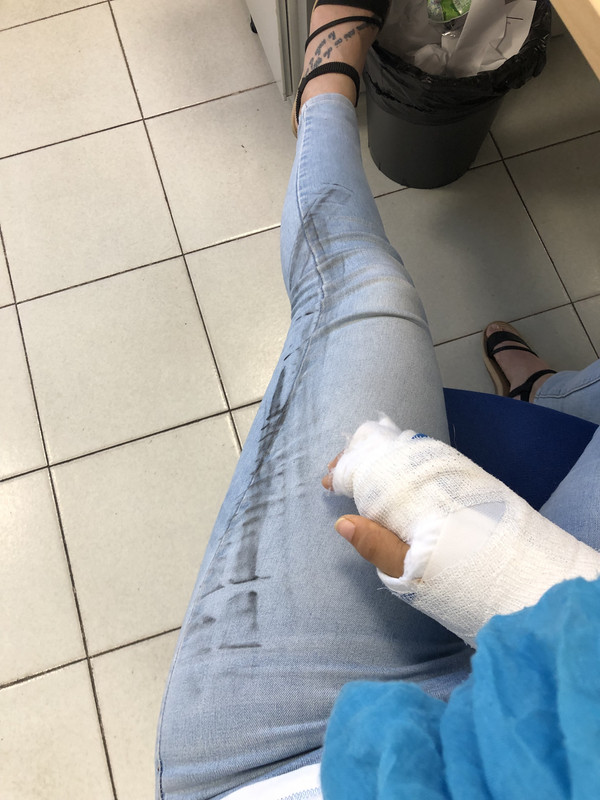 D0246C23-7405-4CC1-A31E-39E75AAC2758