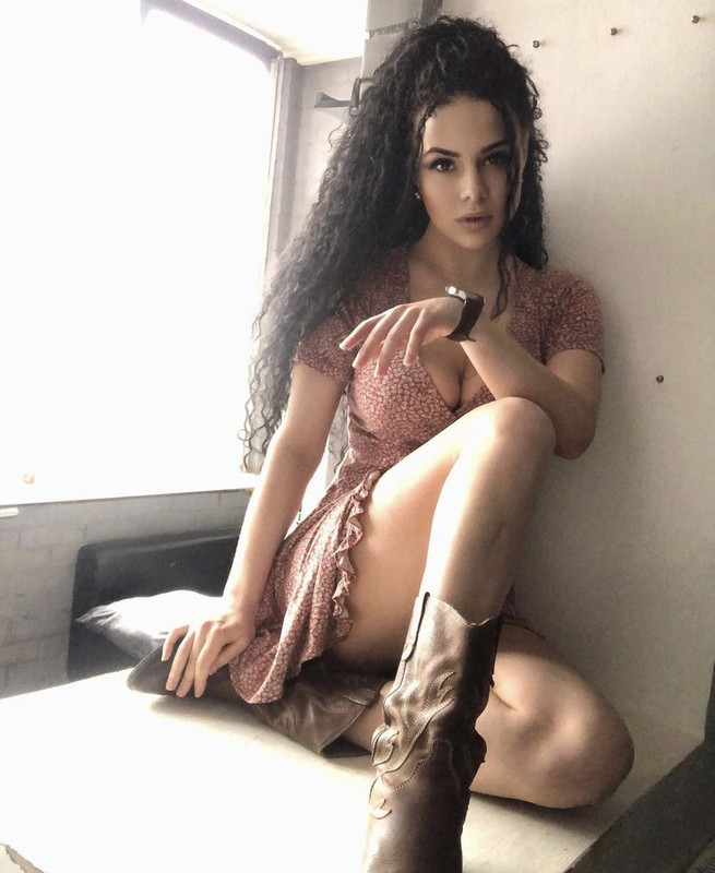 FAE25935-FD9A-469D-A131-38E2A1F13D3D