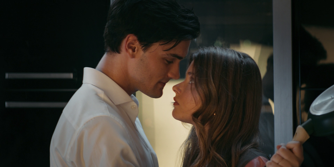 vlcsnap-2023-06-08-19h49m55s785