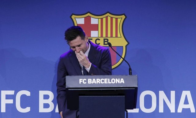 Messi llorando confirma su salida del Barça: "Me voy del club al que amo" Messi1