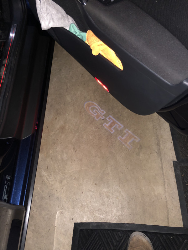 F04EBCB8-4842-409A-902B-57DFF0BD6F28