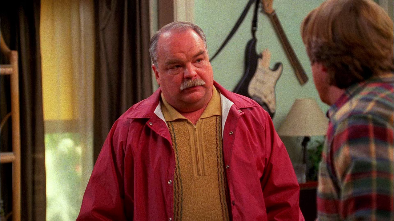 Grounded for Life 2001 Season 1 5 S01 S05 1080p AMZN WEB DL x265 HEVC 10bit EAC3 5 1 MONOLITH QxR