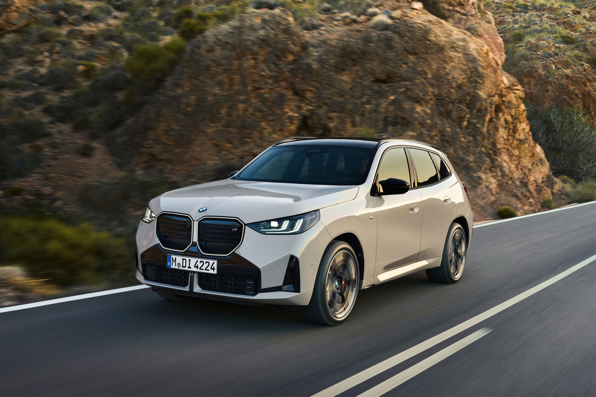 P90554963_highRes_the-new-bmw-x3-m50-x