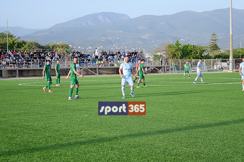 , &Tau;&omicron; &phi;&omega;&tau;&omicron;&rho;&epsilon;&pi;&omicron;&rho;&tau;ά&zeta; &tau;&omicron;&upsilon; &tau;&epsilon;&lambda;&iota;&kappa;&omicron;ύ &Epsilon;&rho;ά&nu;&eta;-&Pi;&alpha;&nu;&theta;&omicron;&upsilon;&rho;&iota;&alpha;&kappa;ό&sigmaf; (&phi;&omega;&tau;&omicron;)