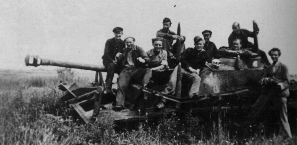 30411986_10155959890859193_766805722812907520_n (1)