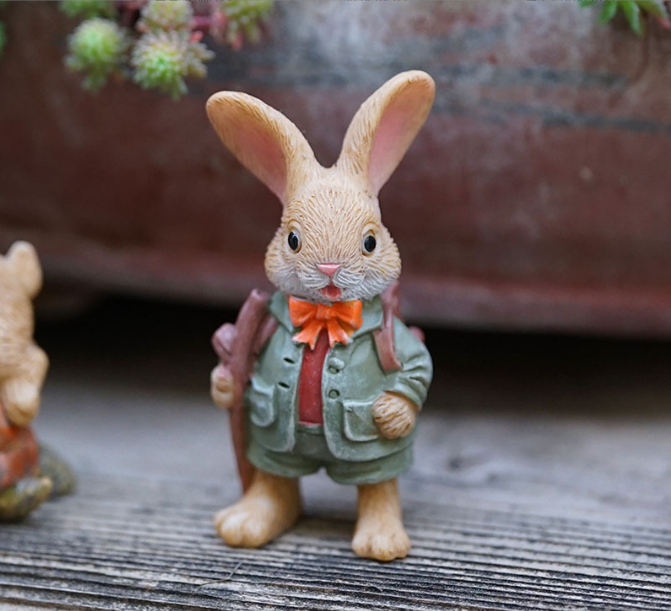 Garden Style "Explorer Bunny" Succulent Planter Decoration – Cute Rabbit Animal Figurine Resin Craft for Balcony and Pot Plant