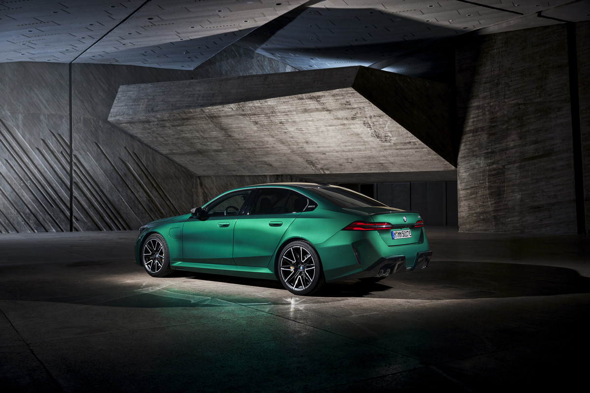 P90557458_highRes_the-all-new-bmw-m5-0
