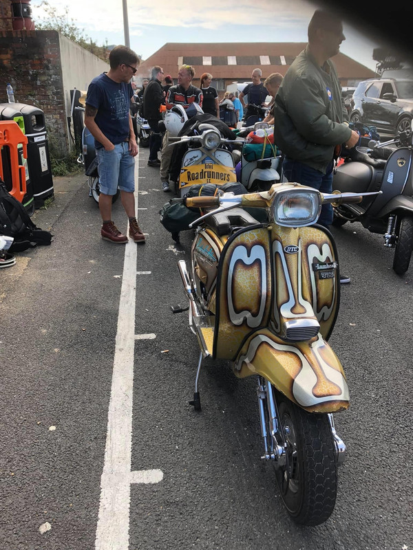 B16912E2-36BF-4917-ACFE-6C719AC7BE21