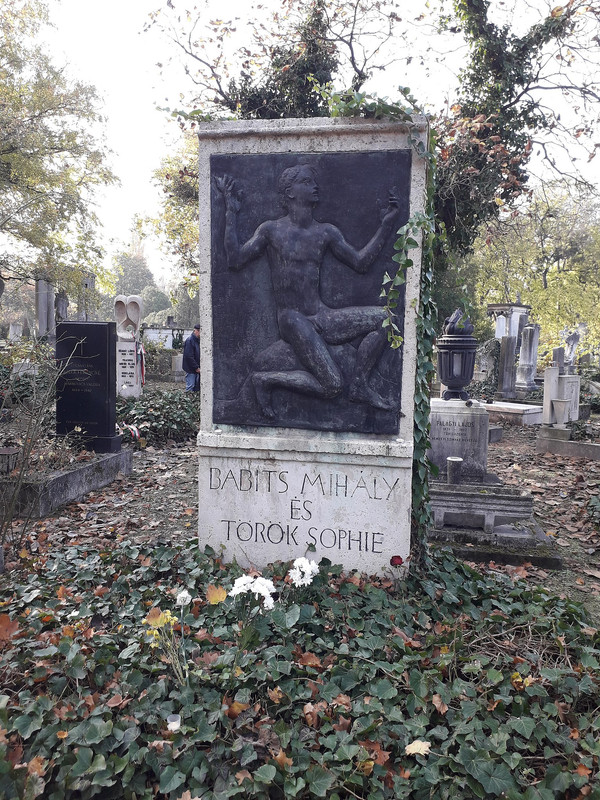 Mihaly-Babits-grave