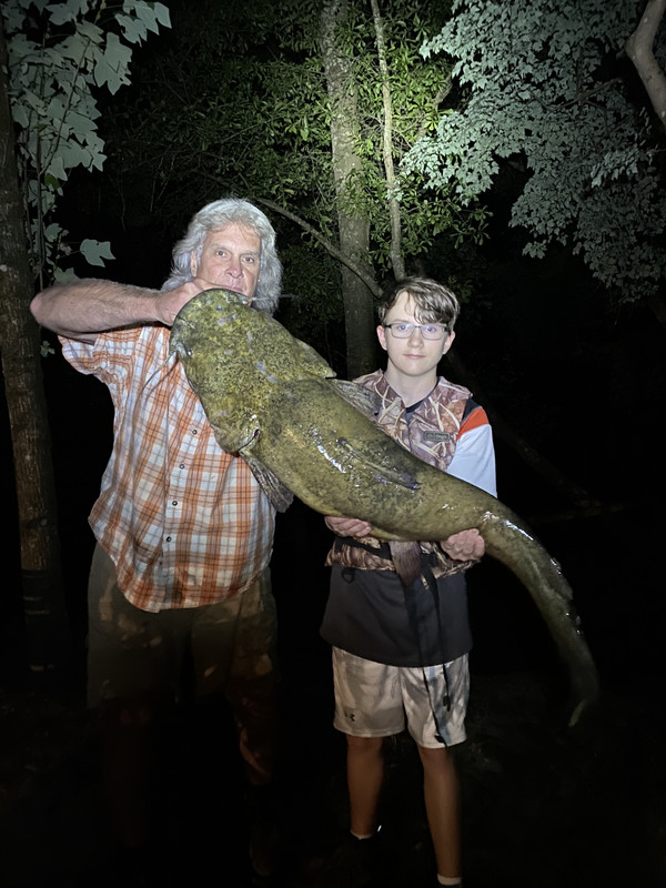 8EC905F1-D5A2-47F9-B738-E170FF1669E9