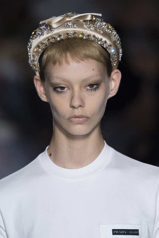 Prada Spring 2019 Details E4G1KBoK6LWx