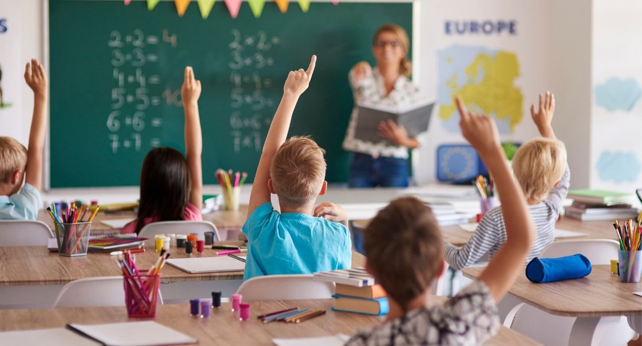Center on Dynamic Learning Techniques