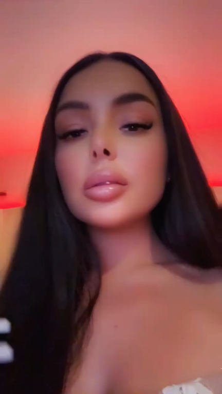 [Image: videoframe-0-(1).png]