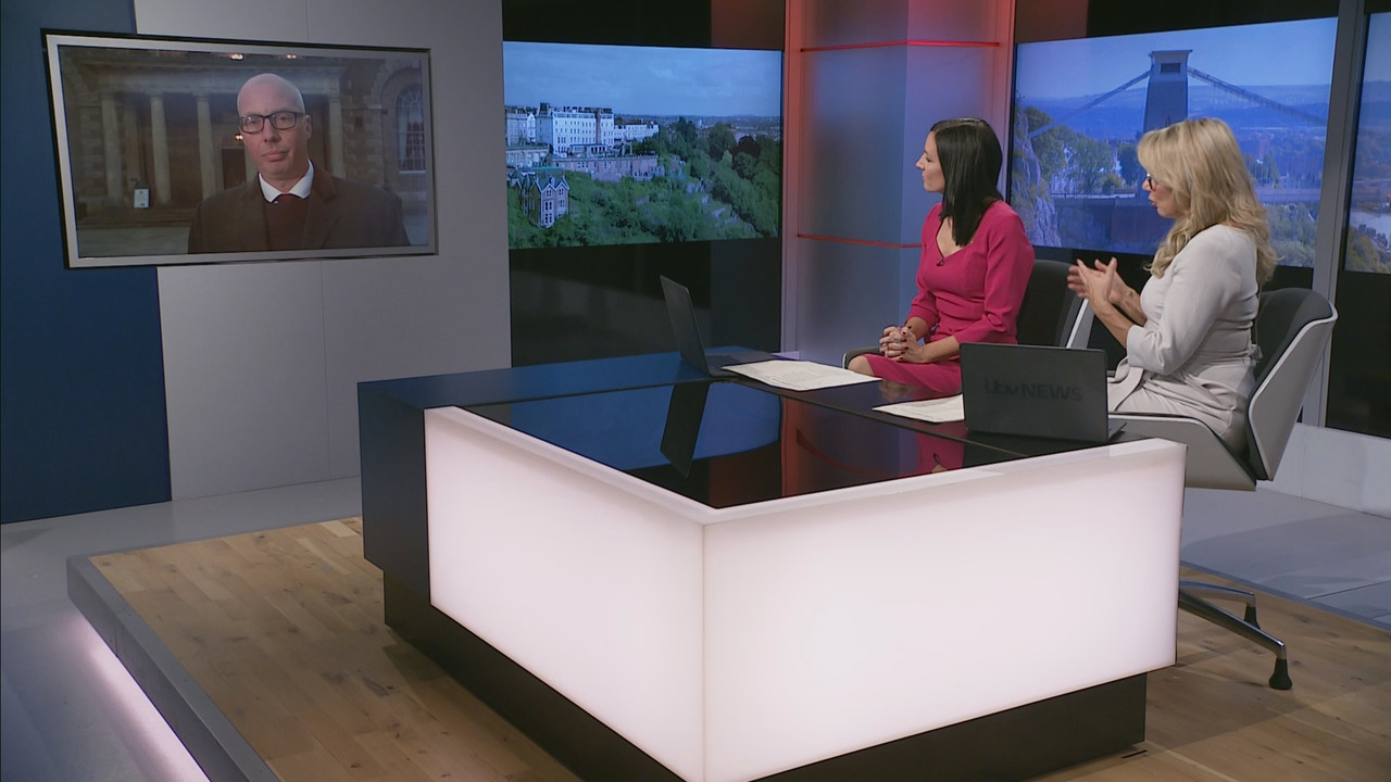 10.14 - 18.00.00 - ITV News West Country. Breaking news and current s....ts_snapshot_02.37.396